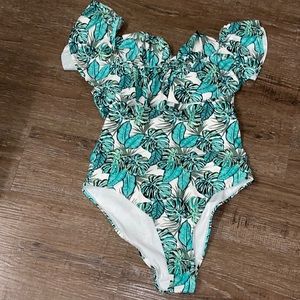 Cabana del Sol Size Medium Womens One Piece Swimsuit